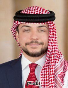 ولي العهد يلتقي الرئيس الفرنسي في قصر الإليزيه