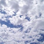 الأحد .. انخفاض في درجات الحرارة وأمطار خفيفة متوقعة