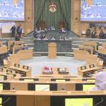 النواب يشطب “الوزير المراهق”