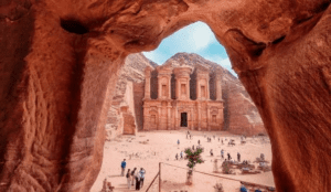إلغاء 100% من الحجوزات السياحية في البترا لشهر آذار