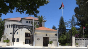 الحكومة: لم نرحل مشكلة الضمان .. بل تعاملنا معها بقدر ما نستطيع