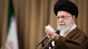 رويترز: خامنئي ليس في طهران