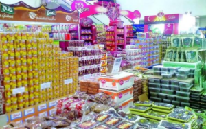 تجارة الأردن: جميع المواد الغذائية متوفرة .. وانخفاض اسعار سلع