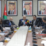 مطالبة نسائية بتخفيض عدد الاشتراكات للحصول للتقاعد المبكر