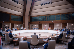 اجتماع الرياض: ضرورة كبح التصعيد الإيراني ووقف الهجمات