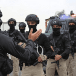 القبض على 23 مهربا وتاجرا ومروجا للمخدرات بمداهمات أمنية