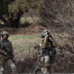 مقتل جندي إسرائيلي واشتباكات وقصف متبادل جنوب لبنان