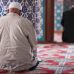 تحديد مدة الانتظار لصلاة الفجر بـ 30 دقيقة