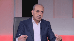 وزير الإدارة المحلية يطلب تثبيت 7 آلاف عامل مياومة