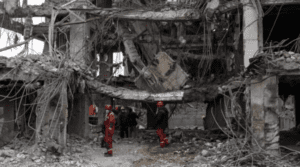 إيران تطلق دفعة صواريخ جديدة .. وإسرائيل تقصف تبريز وكرمان