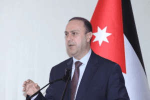 المومني: نبتعد عن أي قرار يؤثر سلبا على القطاع الخاص