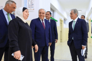 حسَّان يتفقَّد مواقع في عراق الأمير ويوجه بتوفير وسيلة نقل للمركز الصحي