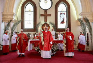 كنائس الأردن تحتفل بأحد الشعانين وسط أجواء صلاة ودعوات للسلام