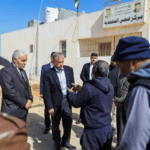 رئيس الوزراء يتفقد سبعة مواقع في معان والكرك والأغوار الجنوبية