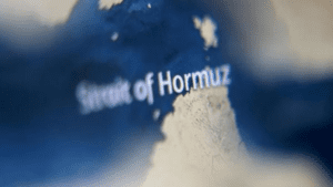 قبل ساعات من انتهاء المهلة .. مجلس الأمن يصوّت على تأمين مضيق هرمز