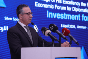 وزير الصناعة والتجارة: الاقتصاد الوطني يواصل نموه رغم توترات المنطقة