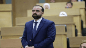 الطوباسي يطالب حزب العمال تزويده بمواقفه تجاه “الضمان” لينسجم معها