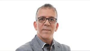 حفيظ دراجي يرد على مدرب جزائري استخف بالنشامى