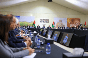 مجلس الوزراء يباشر جلسته في إربد