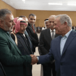الملك يزور محافظة الزرقاء ويلتقي وجهاءها وممثليها