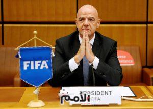 إصابة رئيس الاتحاد الدولي لكرة القدم بكورونا