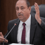 نقيب الأطباء: خاطبنا الحكومة والصحفيين لضبط ظهور الأطباء إعلاميا